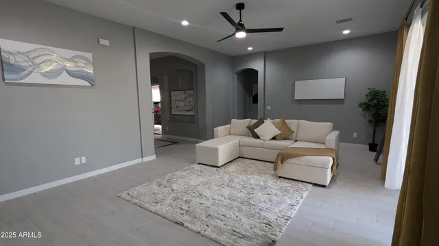 $8,970 | 7517 North 86th Avenue, Glendale, AZ 85305