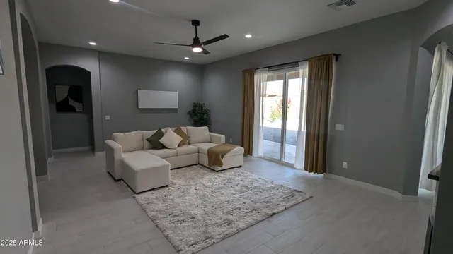 $8,970 | 7517 North 86th Avenue, Glendale, AZ 85305