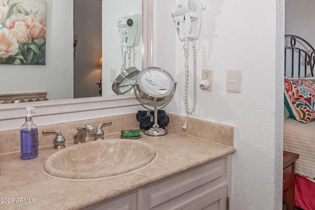 $2,995 | E507 Sonoran Spa Resort 00000