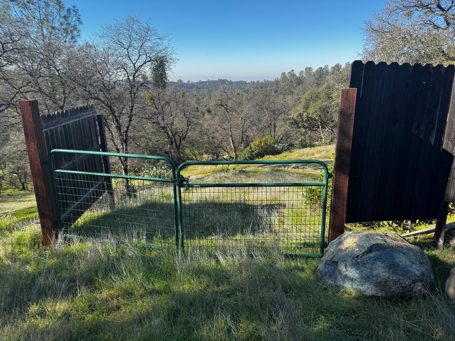 15806 Perimeter Road Grass Valley, CA 95949 - Photo 9 of 48