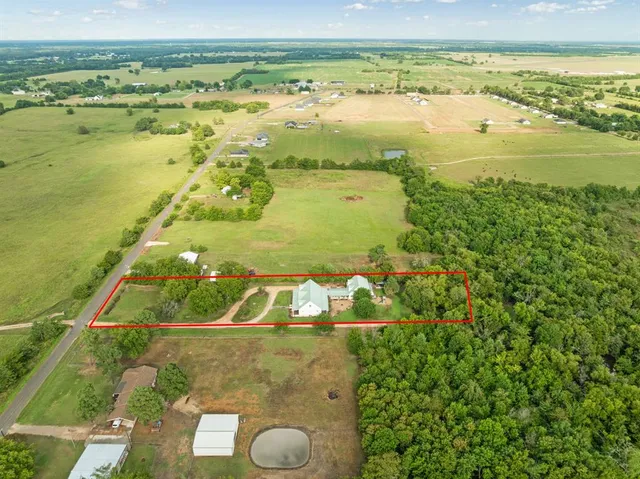 $489,000 | 6150 Old Clarksville Road, Reno, TX 75462