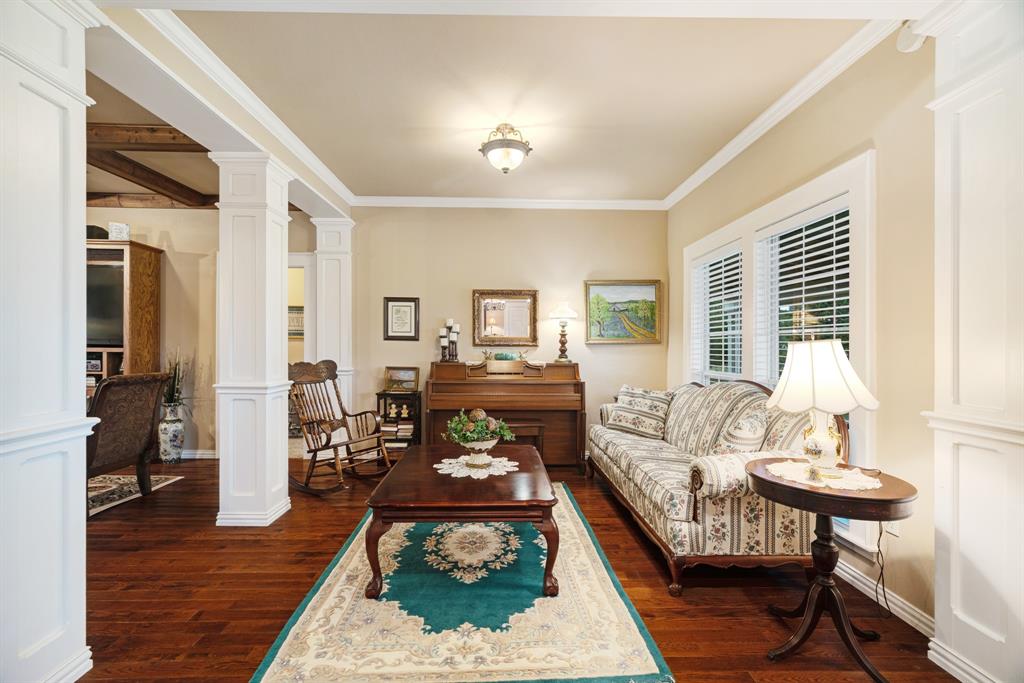 6150 Old Clarksville Road Reno, TX 75462 - Photo 7 of 36 Formal Living