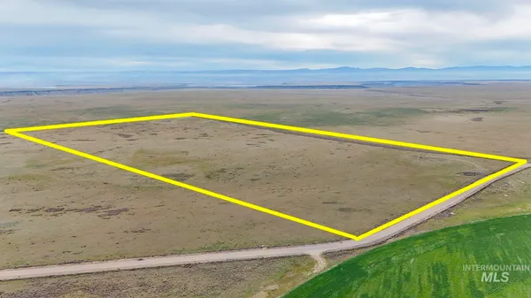 $394,500 | Tbd Gravel Pit Road, Mountain Home, ID 83647
