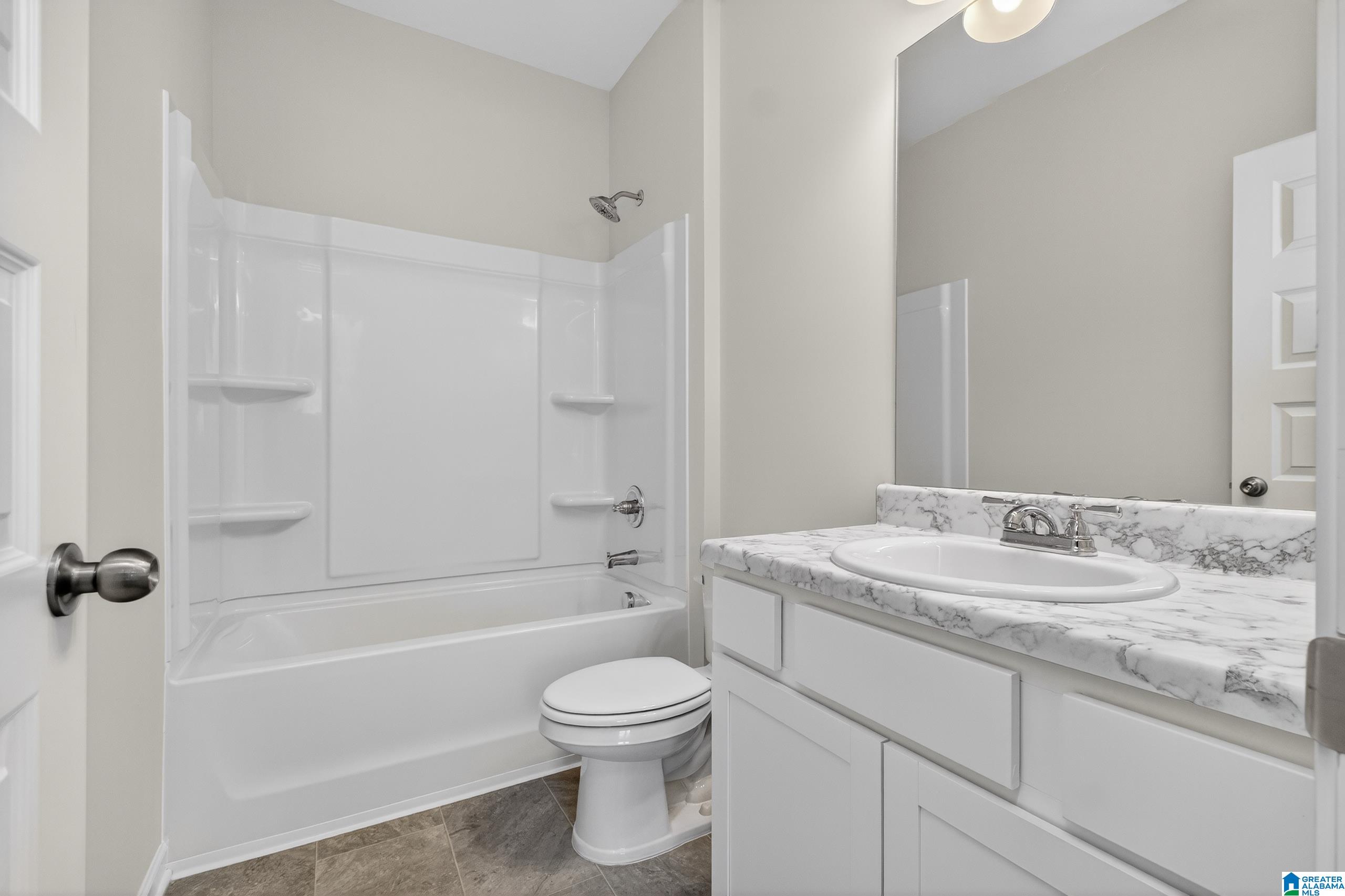 4557 Village Springs Square, Unit 3 Fultondale, AL 35068 - Photo 21 of 37