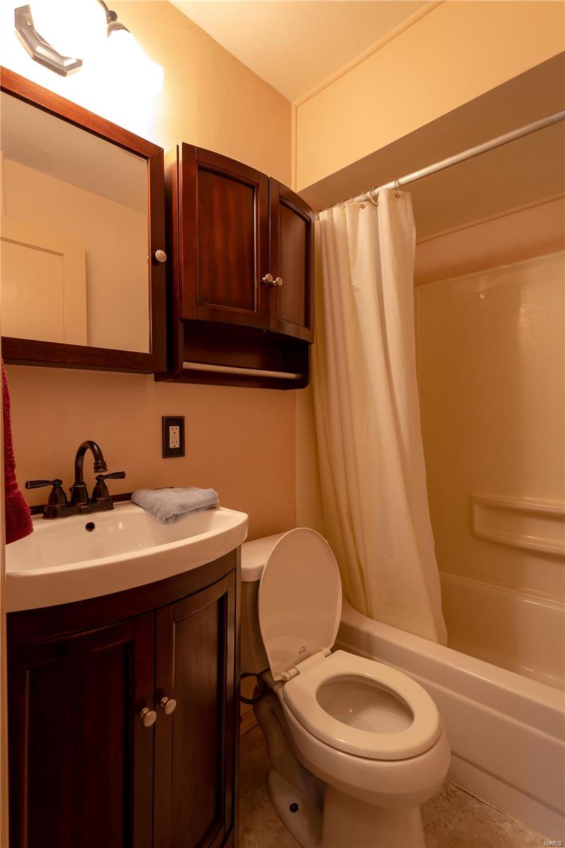 6125 Kerth Road St. Louis, MO 63128 - Photo 11 of 18 Gallery Image 11