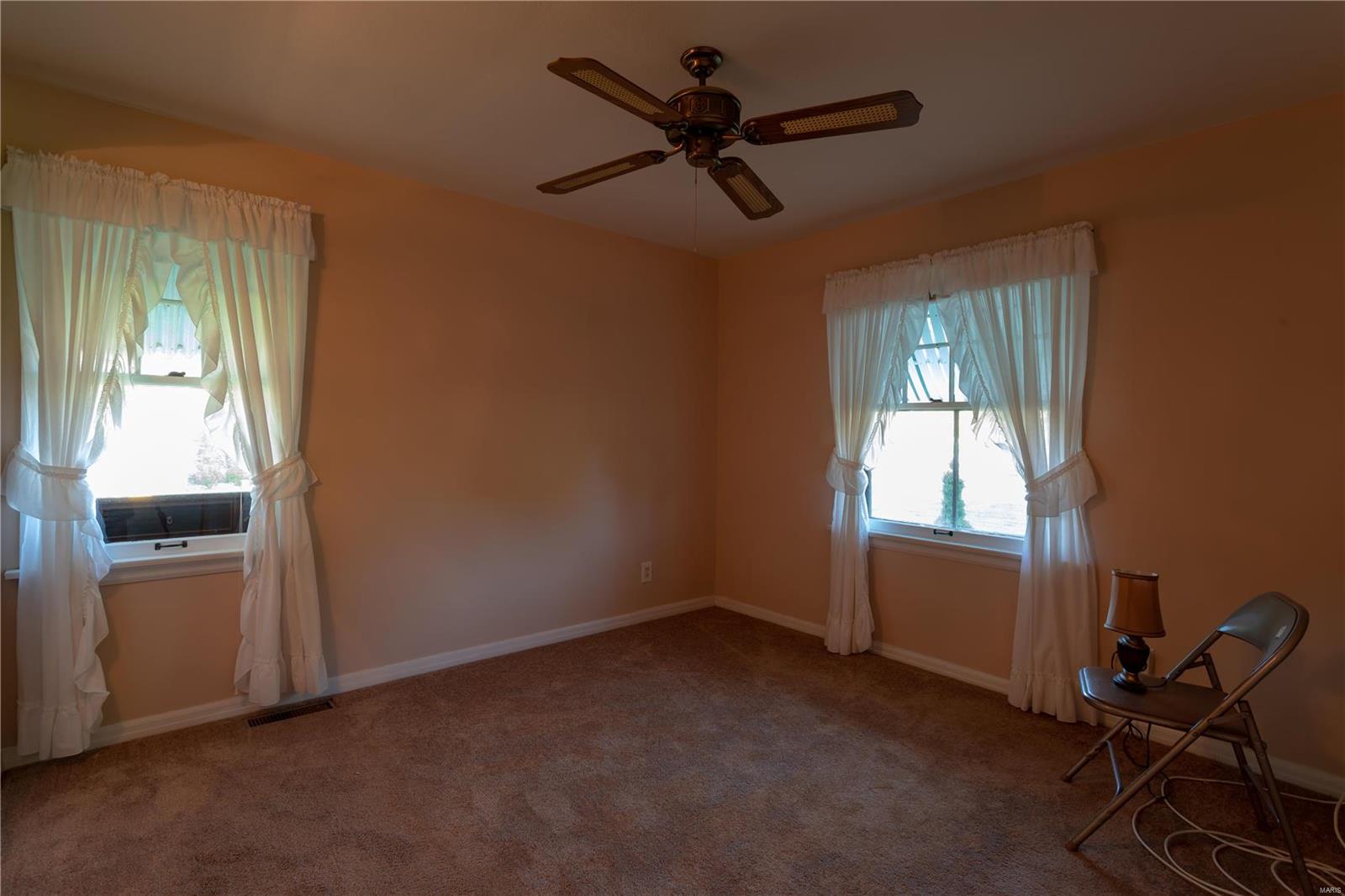 6125 Kerth Road St. Louis, MO 63128 - Photo 8 of 18 Gallery Image 8