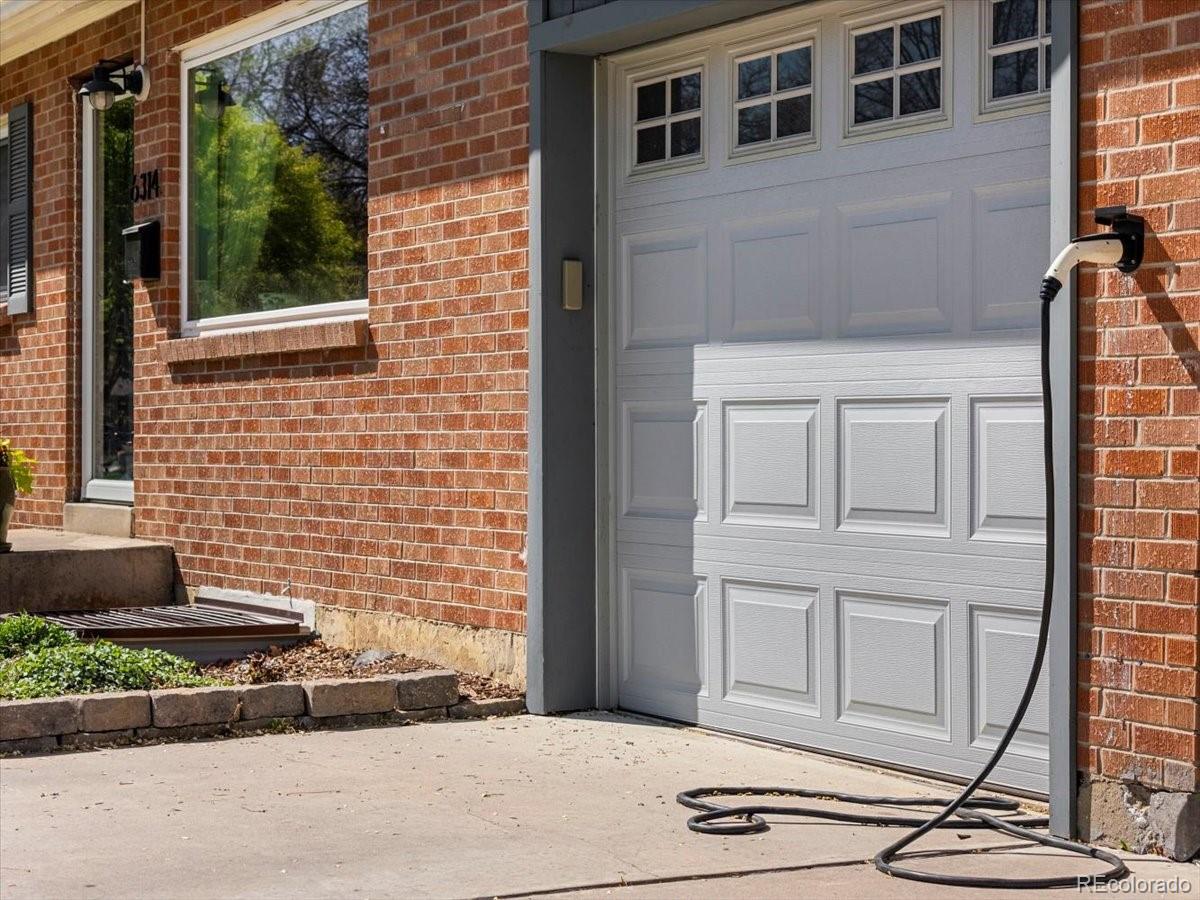 6314 Brooks Drive Arvada, CO 80004 - Photo 10 of 50