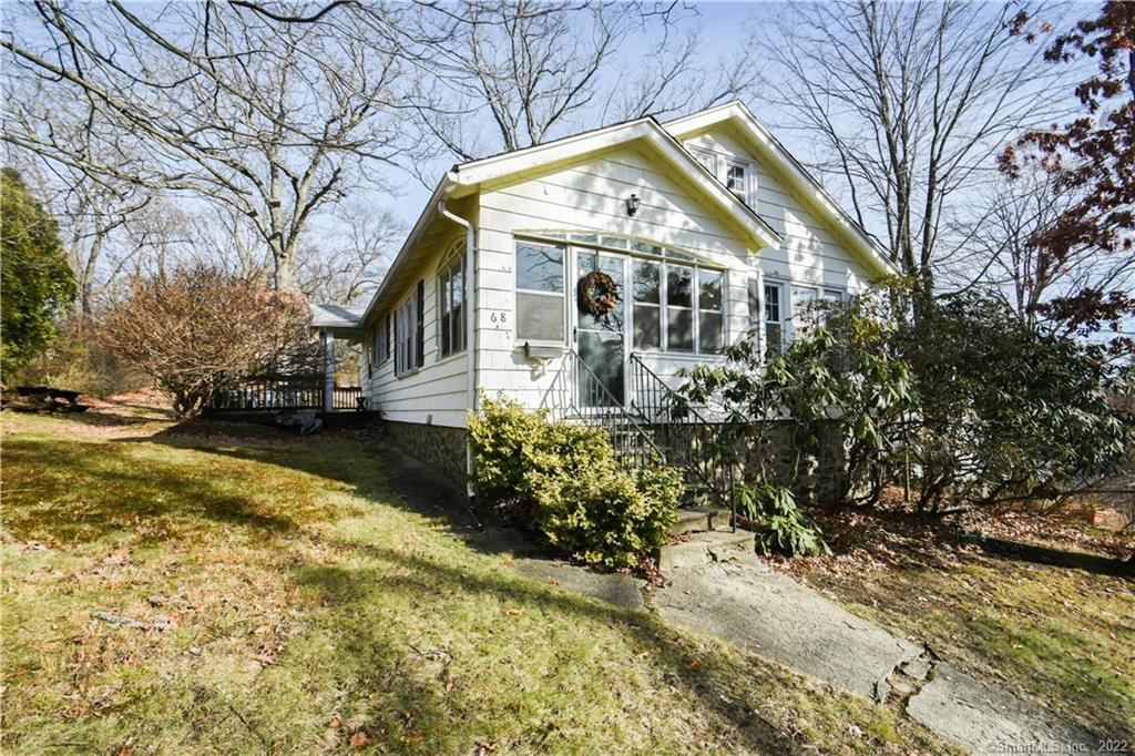 68 Delaware Avenue Waterbury, CT 06708 - Photo 1 of 1 Gallery Image 1