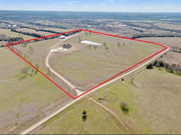 $1,865,000 | 2106 County Road, Paris, TX 75462