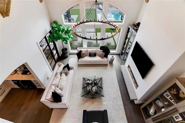 $1,865,000 | 2106 County Road, Paris, TX 75462