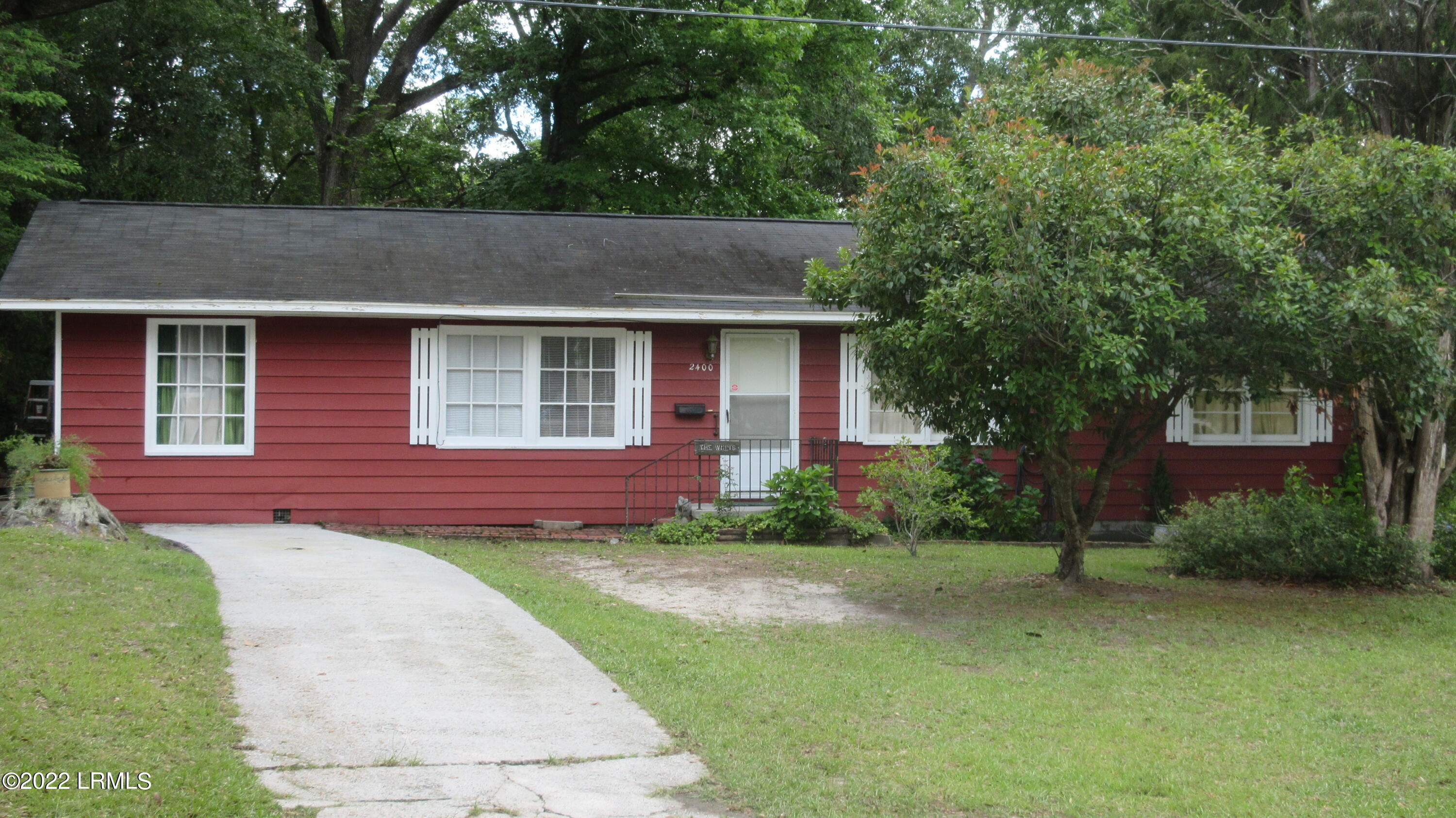 2400 State Rd S-7-386 Beaufort, SC 29902 - Photo 1 of 47 IMG_5168
