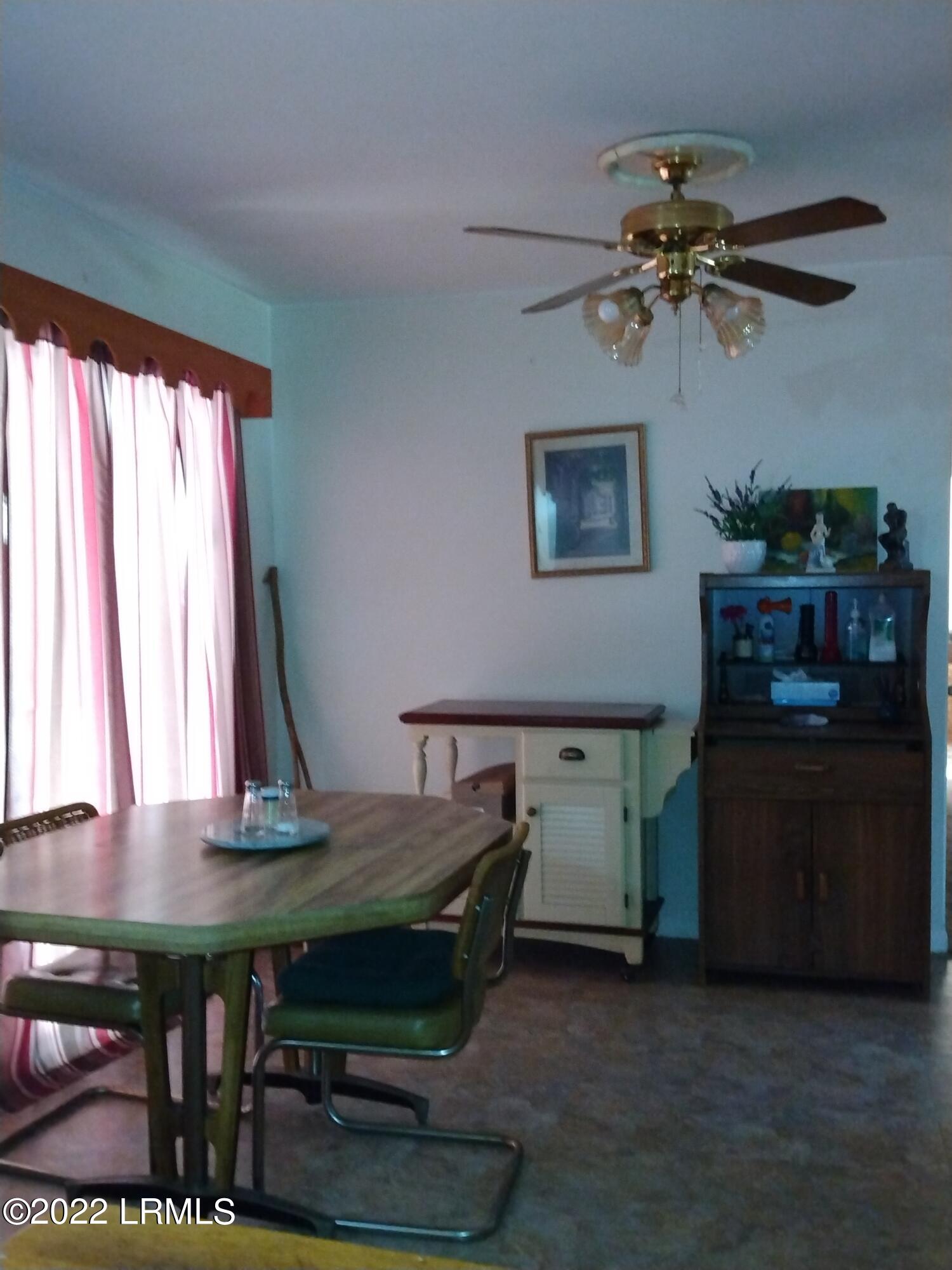 2400 State Rd S-7-386 Beaufort, SC 29902 - Photo 12 of 47 2912