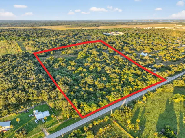 a view of an outdoor space with a lake view
