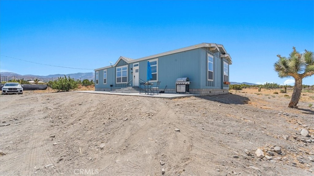 10370 Beekley Road Pinon Hills, CA 92371 - Photo 4 of 39 Gallery Image 4
