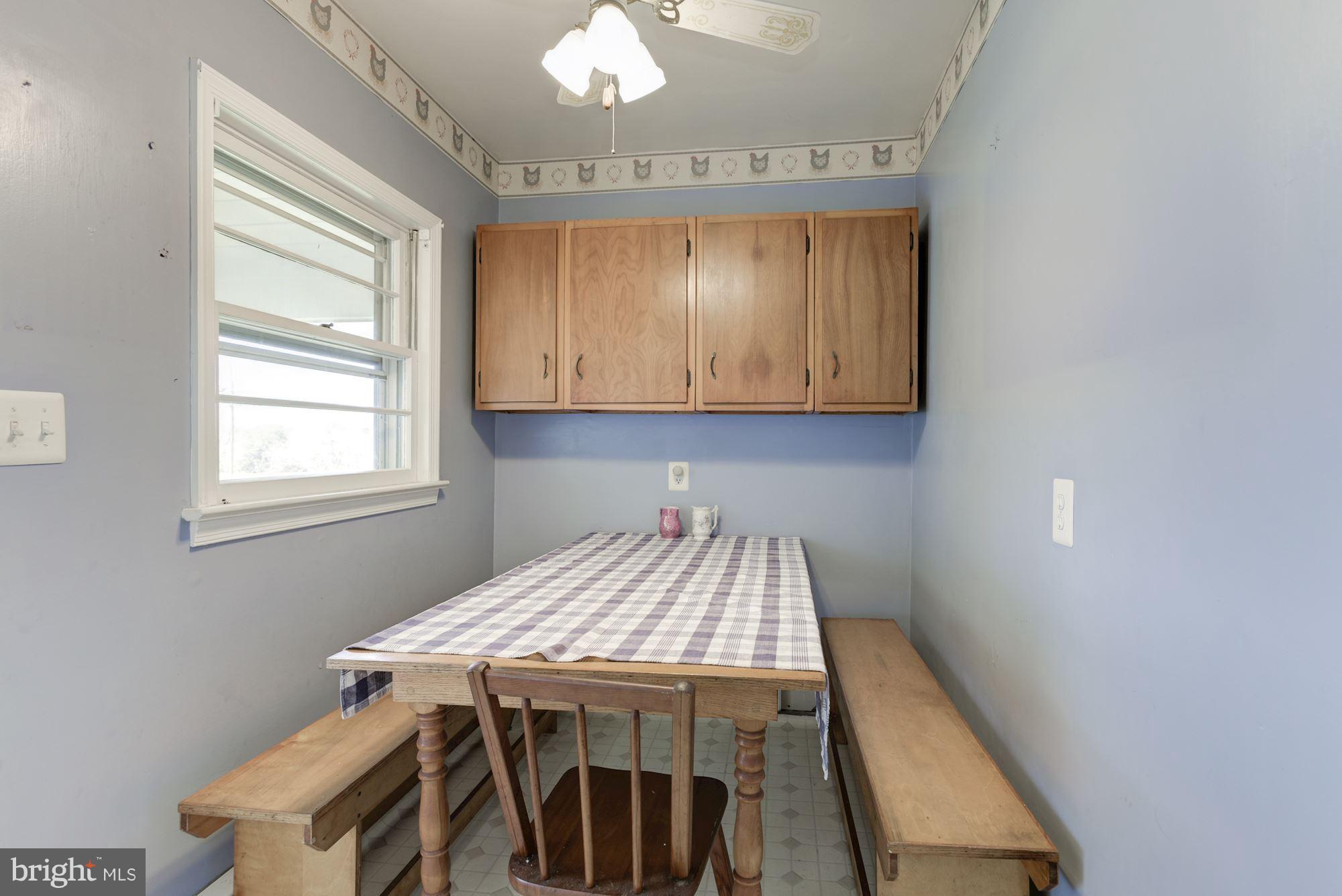 38696 Hughesville Road Hamilton, VA 20158 - Photo 14 of 30 Kitchen