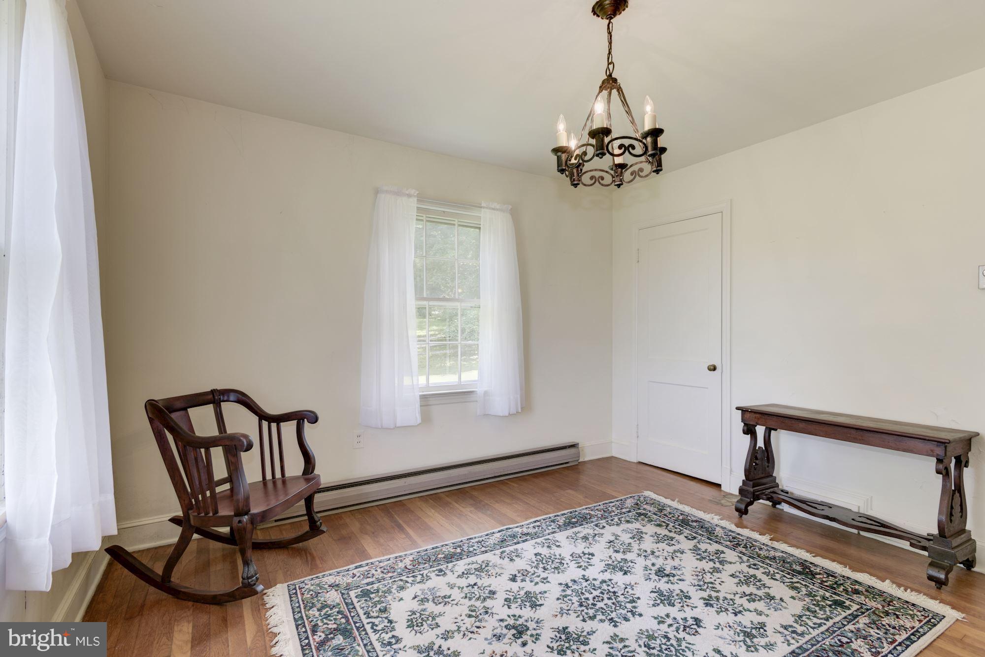 38696 Hughesville Road Hamilton, VA 20158 - Photo 16 of 30 Bedroom