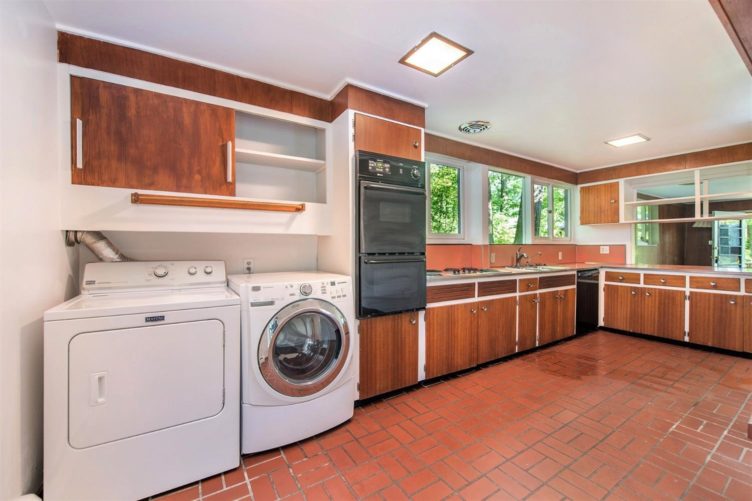 910 Sunset Road Ann Arbor, MI 48103 - Photo 7 of 32 Photo 7