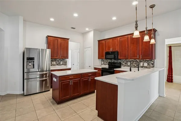 $479,999 | 1804 Prairie Grass Lane, Valrico, FL 33594