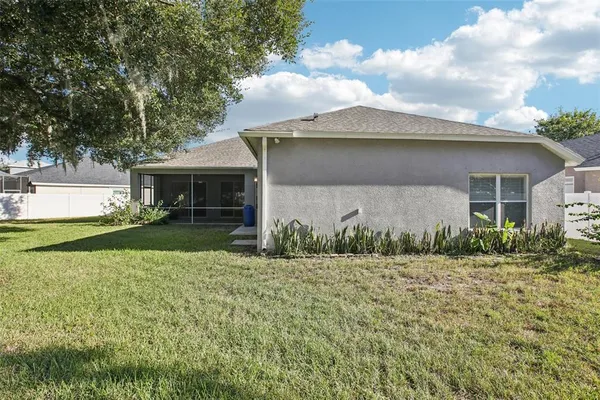 $479,999 | 1804 Prairie Grass Lane, Valrico, FL 33594