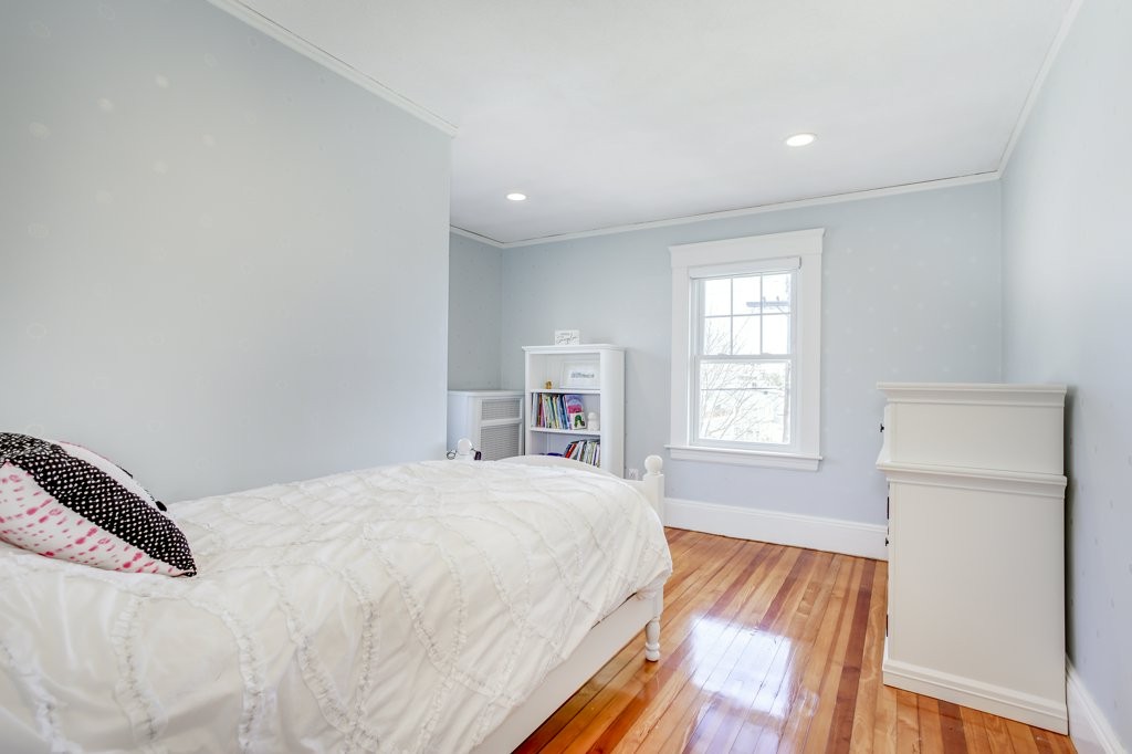 8 Newell Road Wakefield, MA 01880 - Photo 17 of 23 Gallery Image 17