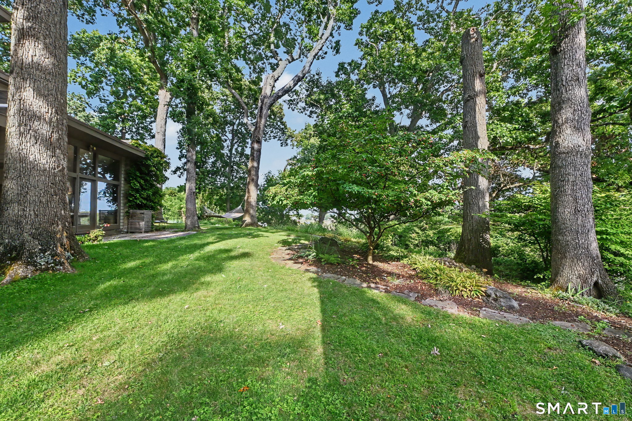 31 Splitrock Road Norwalk, CT 06854 - Photo 40 of 40 Gallery Image 40