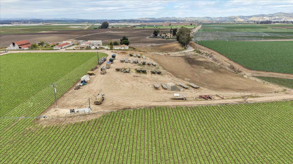30 San Jon Road Salinas, CA 93907 - Photo 13 of 31 Gallery Image 13