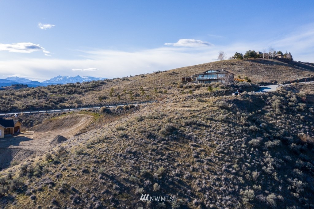 4347 Knowles Road Wenatchee, WA 98801 - Photo 10 of 11 Gallery Image 10