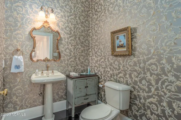 $1,490,000 | 3422 Buena Vista Court, Kinston, NC 28504