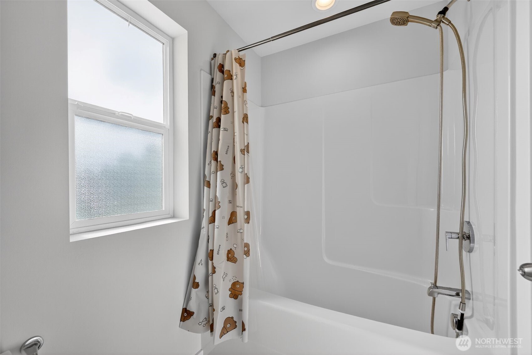 2134 Riverstone Loop Ferndale, WA 98248 - Photo 24 of 35 a bathroom with a bathtub and a shower