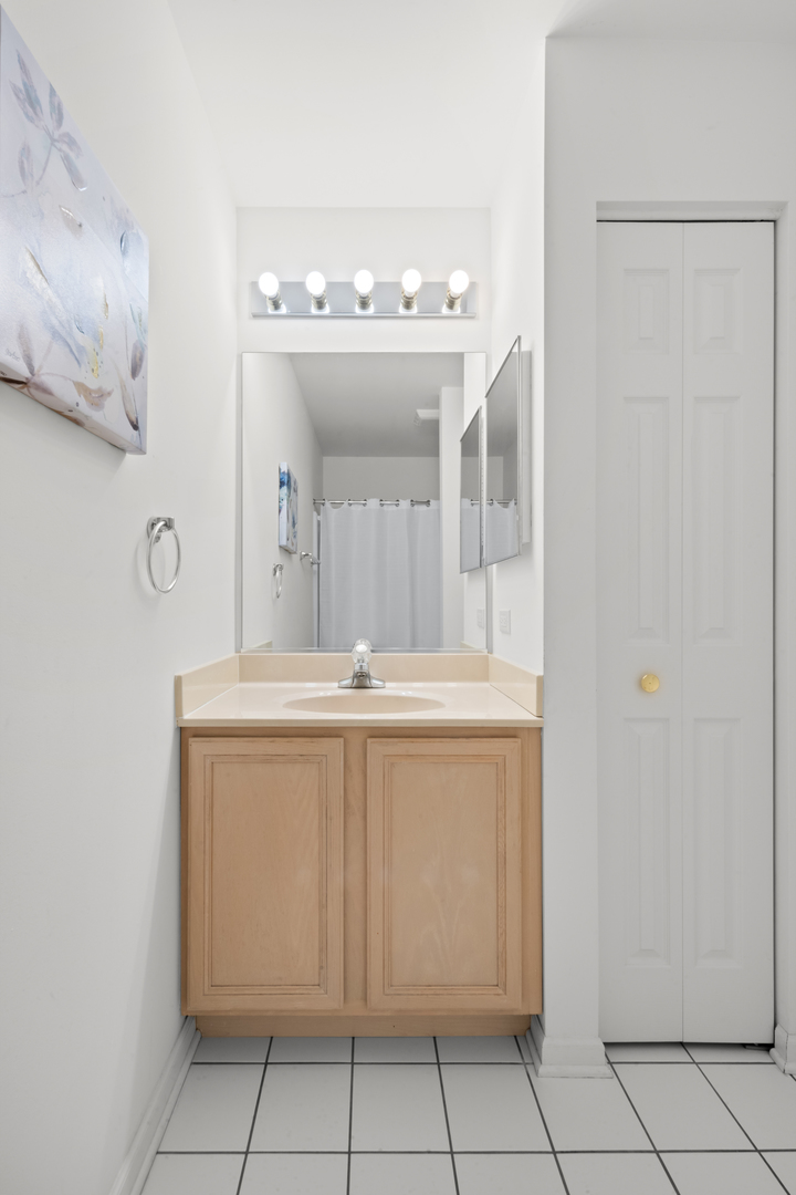 228 Bay Drive Itasca, IL 60143 - Photo 12 of 15