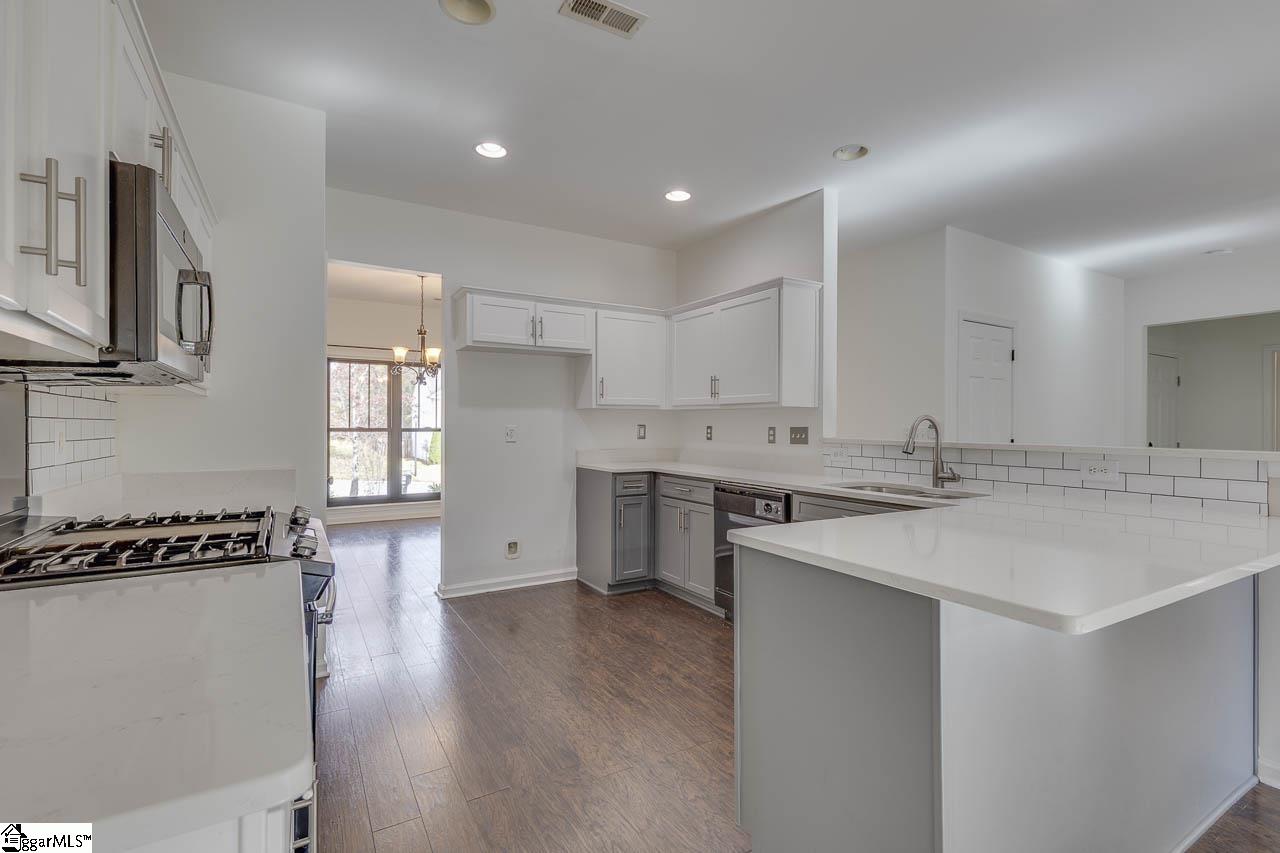 202 Greenport Way Greenville, SC 29607 - Photo 11 of 49