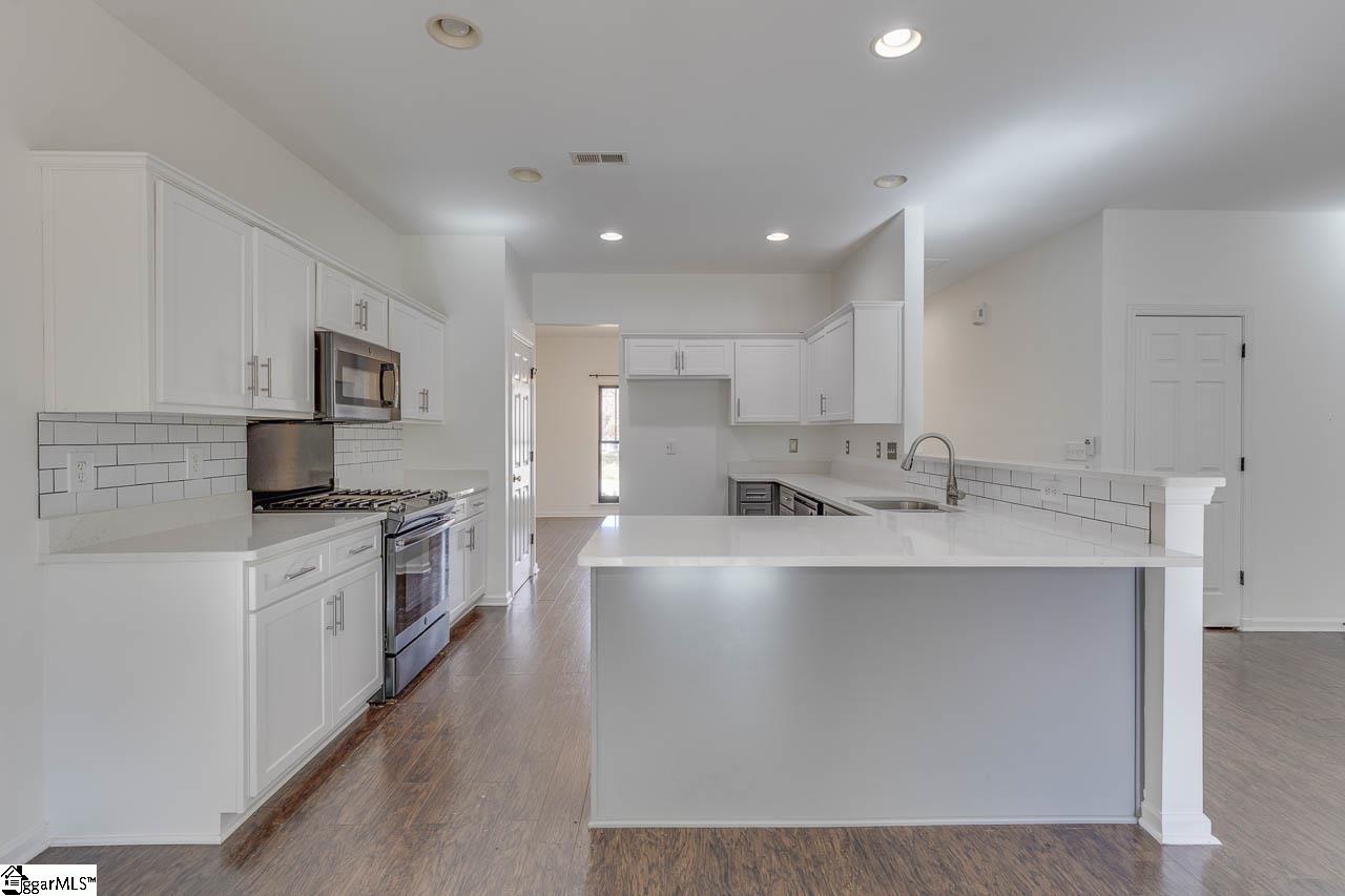 202 Greenport Way Greenville, SC 29607 - Photo 12 of 49