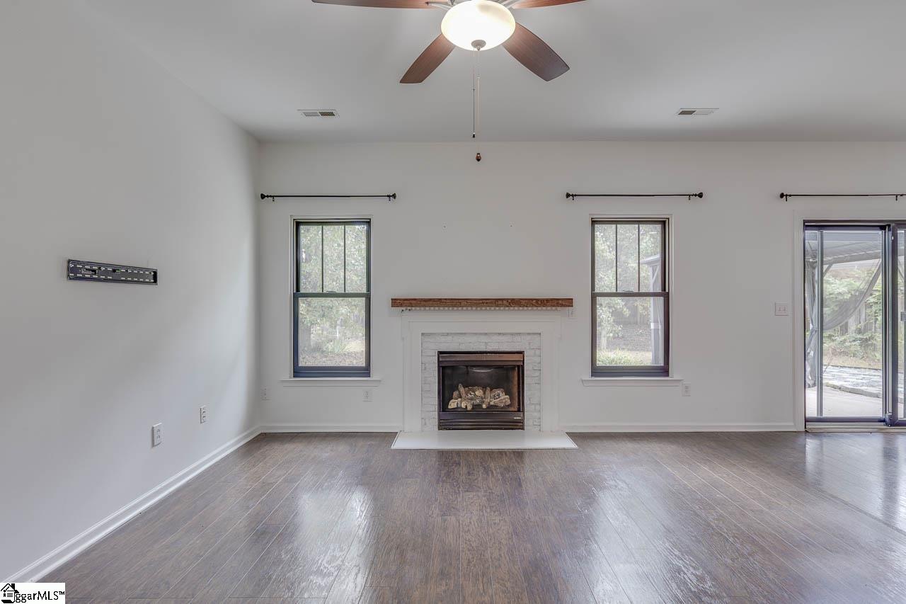 202 Greenport Way Greenville, SC 29607 - Photo 5 of 49