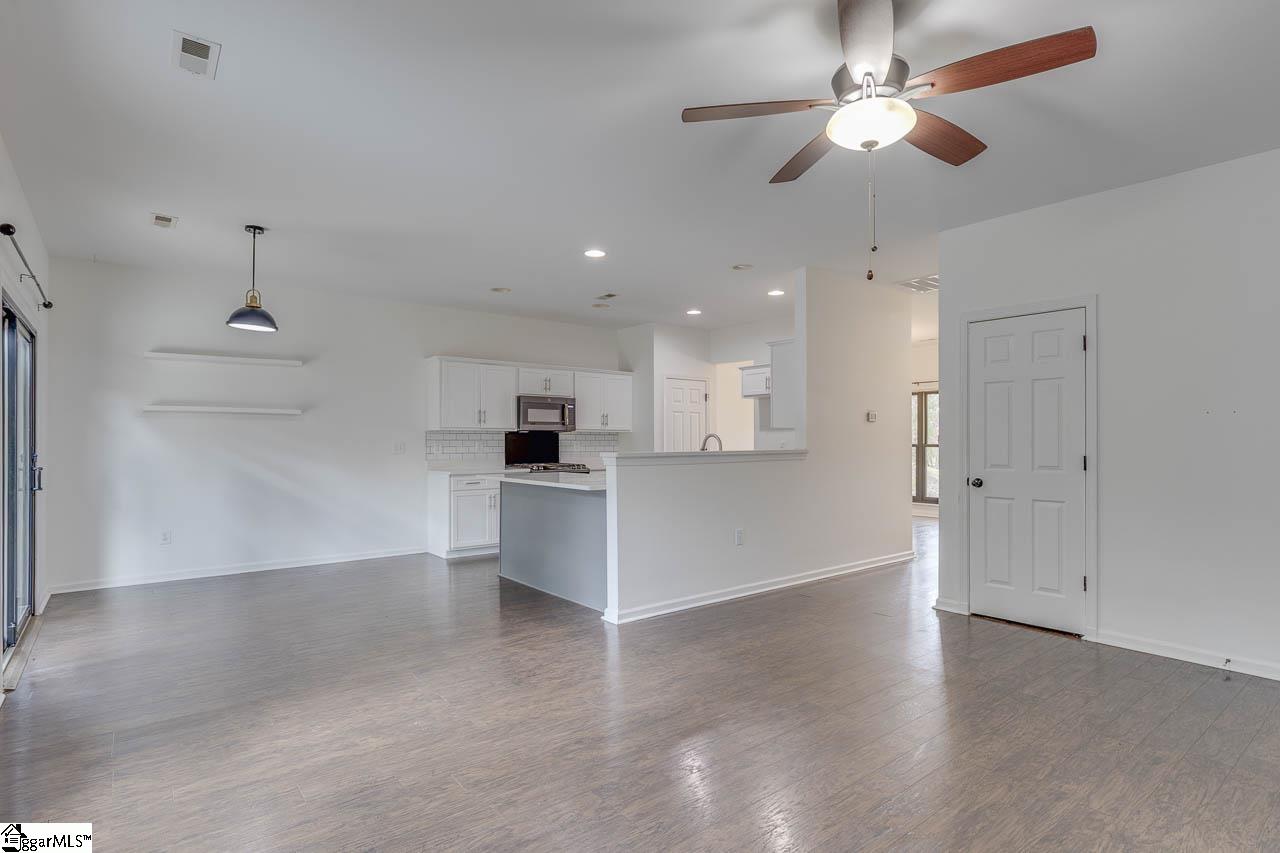 202 Greenport Way Greenville, SC 29607 - Photo 7 of 49