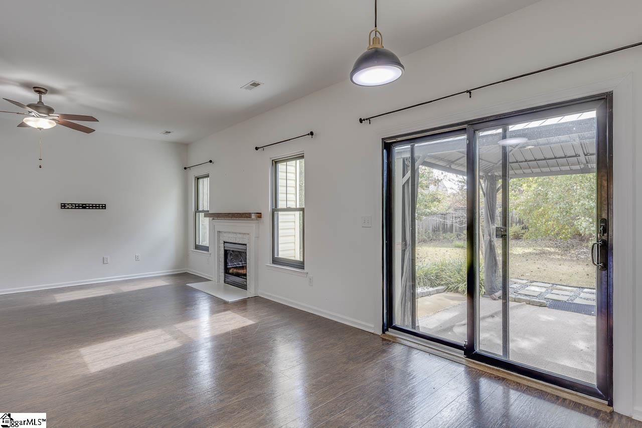 202 Greenport Way Greenville, SC 29607 - Photo 10 of 49