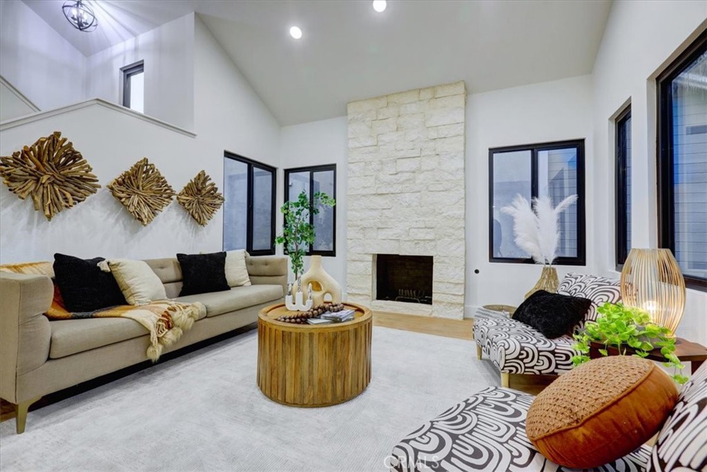 41 Cape Cod Irvine, CA 92620 - Photo 3 of 8