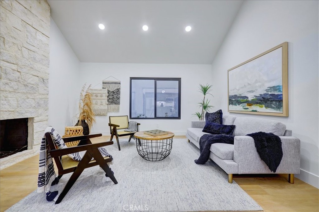 41 Cape Cod Irvine, CA 92620 - Photo 5 of 8