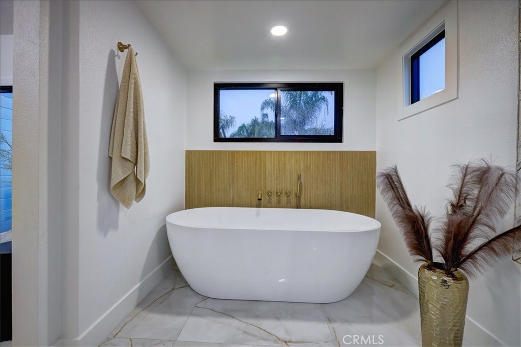 41 Cape Cod Irvine, CA 92620 - Photo 6 of 8