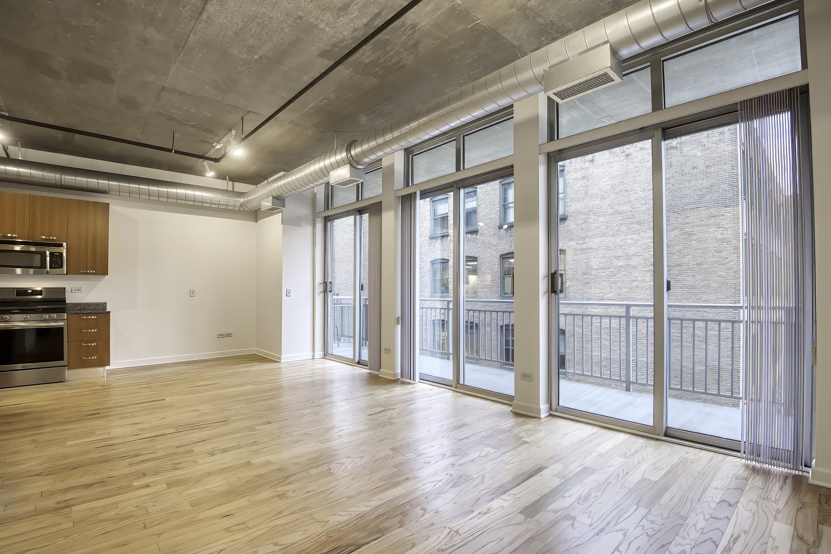 111 South Morgan Street, Unit 418 Chicago, IL 60607 - Photo 5 of 25 Gallery Image 5
