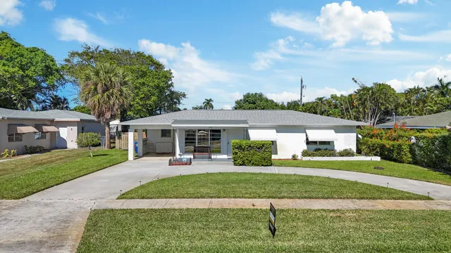 $3,200 | 225 East Ilex Drive, Lake Park, FL 33403