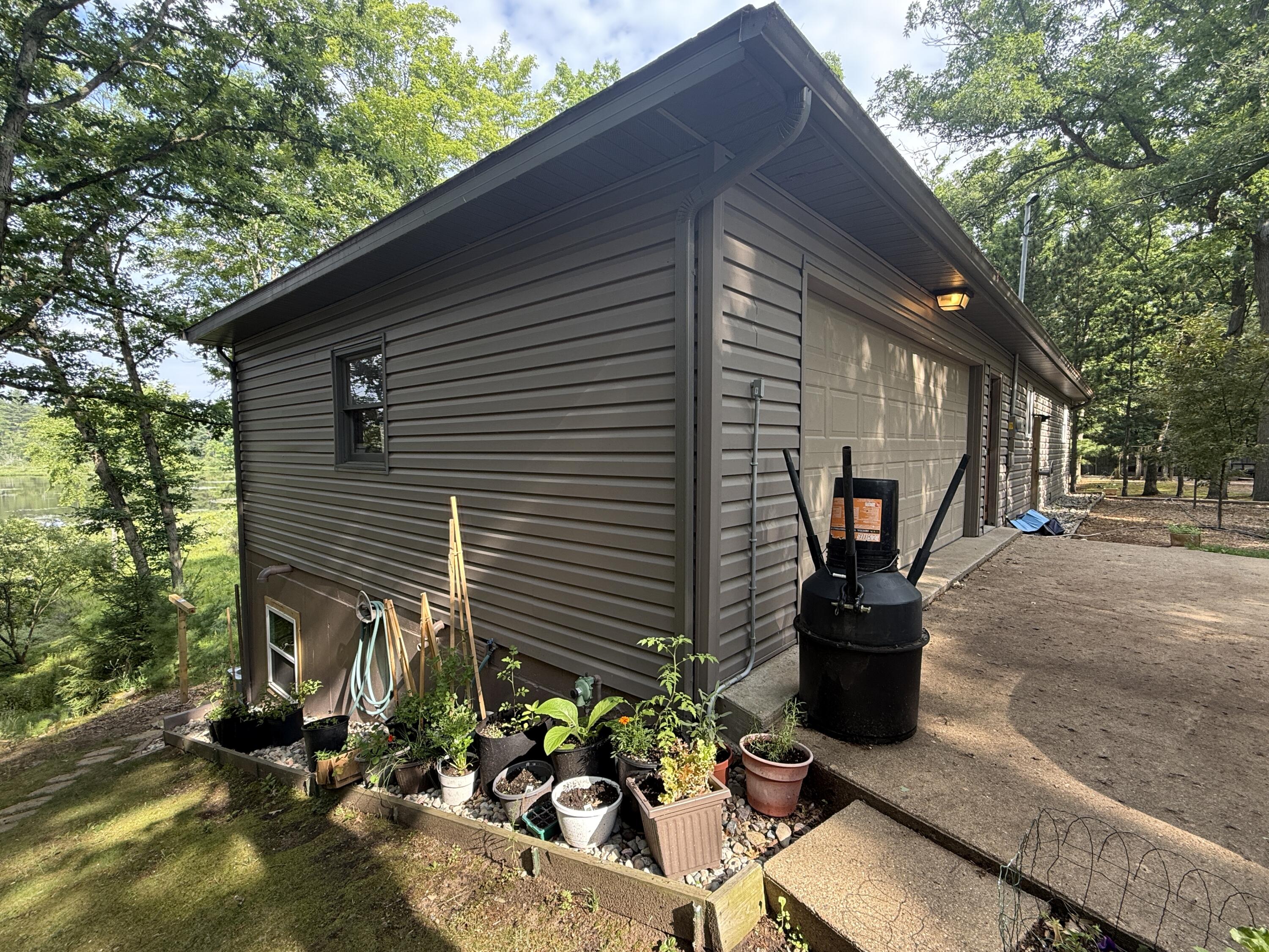 8733 South James Road Baldwin, MI 49304 - Photo 7 of 40 IMG_2470