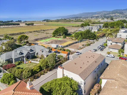 $1,450,000 | 430 Pine Avenue, Half Moon Bay, CA 94019