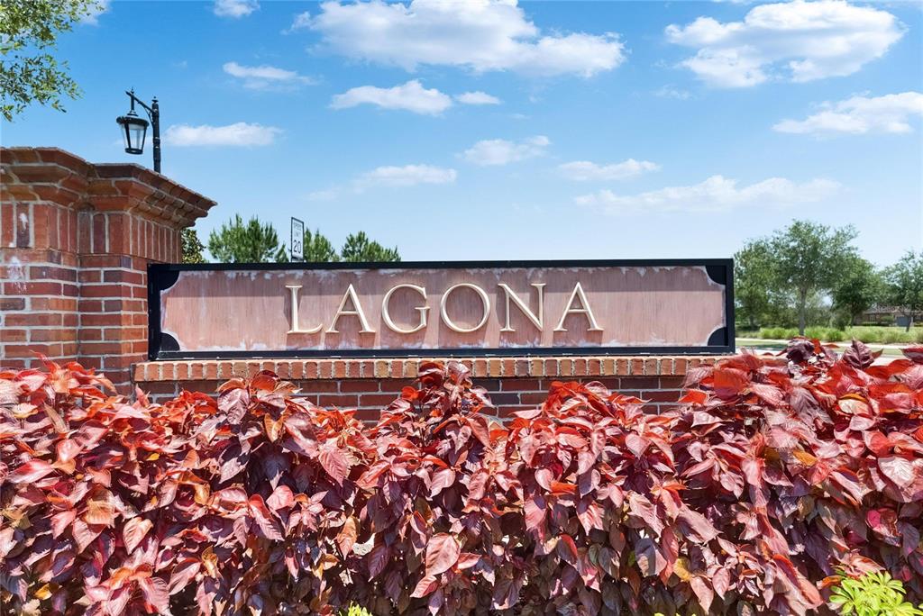 4899 Isola Court Wesley Chapel, FL 33543 - Photo 15 of 86