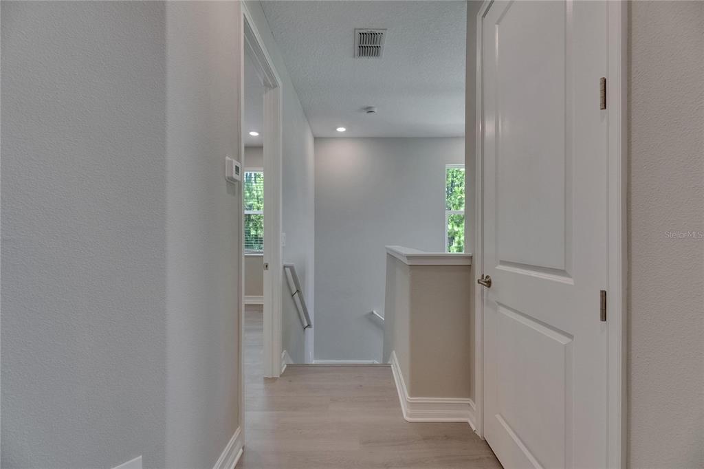 4899 Isola Court Wesley Chapel, FL 33543 - Photo 52 of 86