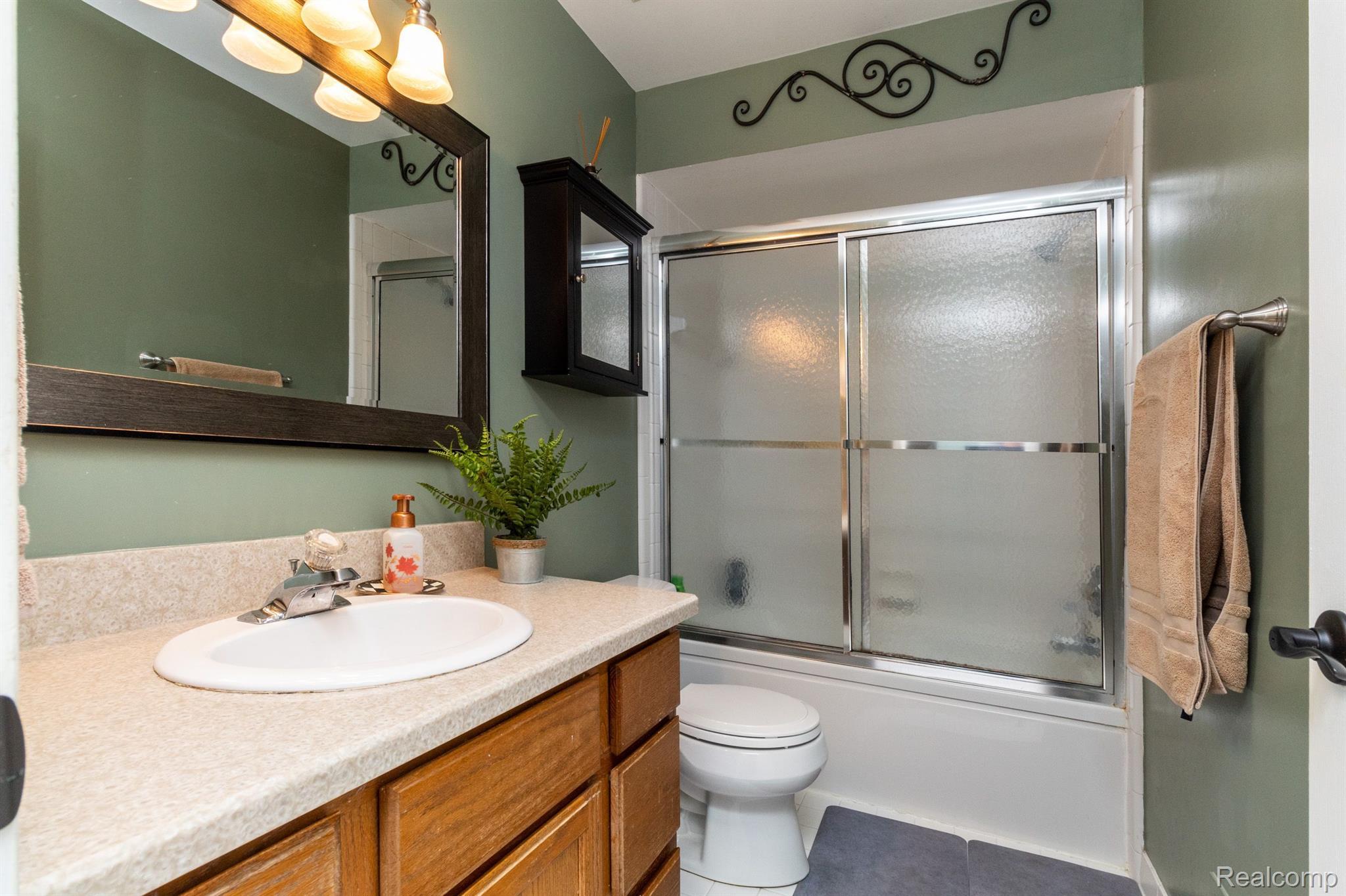 6937 Fox Hills Road Canton, MI 48187 - Photo 31 of 52 Gallery Image 31
