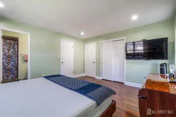 $824,900 | 38 Johanna Court, Piscataway, NJ 08854