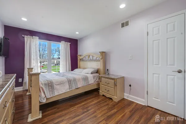 $824,900 | 38 Johanna Court, Piscataway, NJ 08854