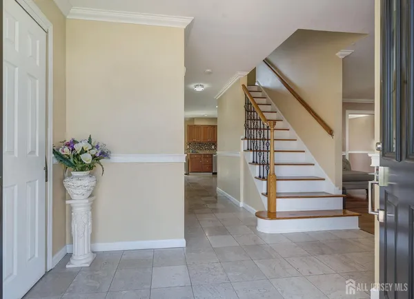 $824,900 | 38 Johanna Court, Piscataway, NJ 08854