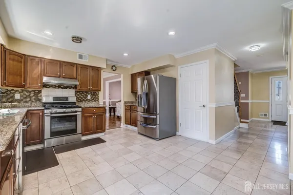 $824,900 | 38 Johanna Court, Piscataway, NJ 08854