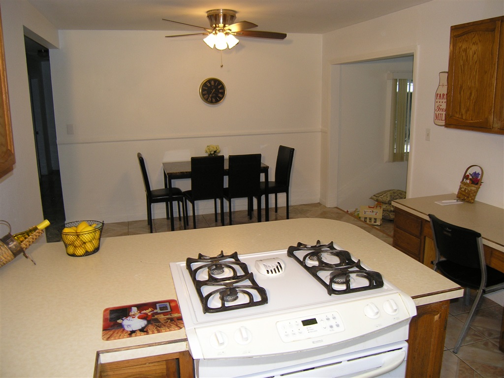 611 Village View Place Fallbrook, CA 92028 - Photo 9 of 25 Gallery Image 9